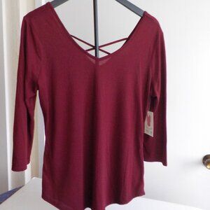 Bobbie Brooks Women's Top - Burgundy 3/4 sleeve - Medium - NWT (103)